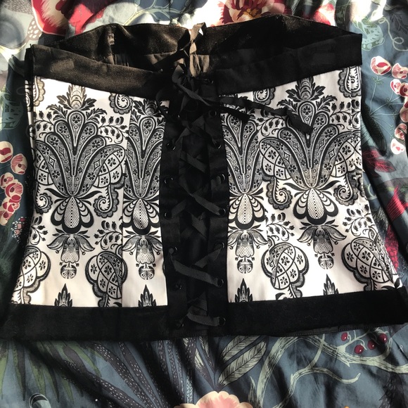 White House Black Market Corset Style Top - Picture 2 of 4